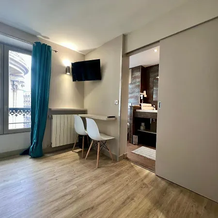 Hotel Nation Montmartre Paris