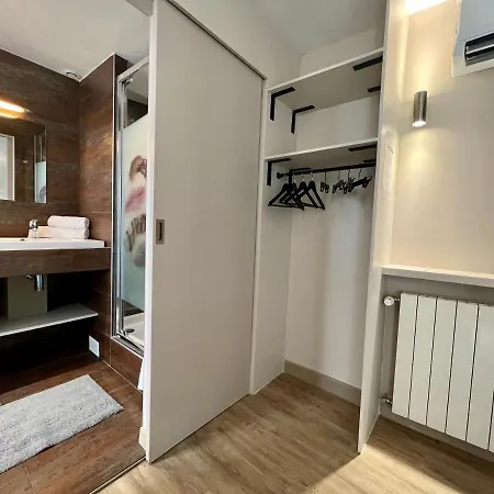 Hotel Nation Montmartre Parijs