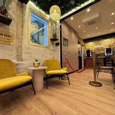 ホテル オテル ナシオン モンマルトル パリ