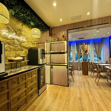 オテル ナシオン モンマルトル ホテル 3*