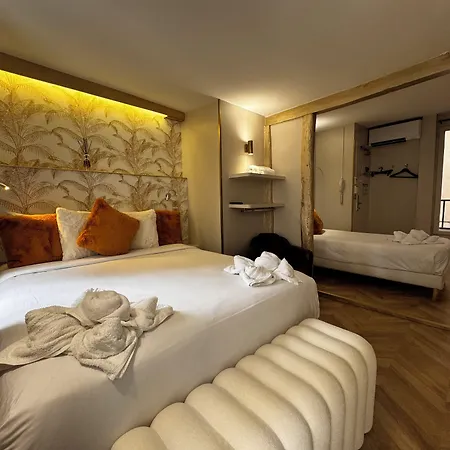 ホテル オテル ナシオン モンマルトル パリ