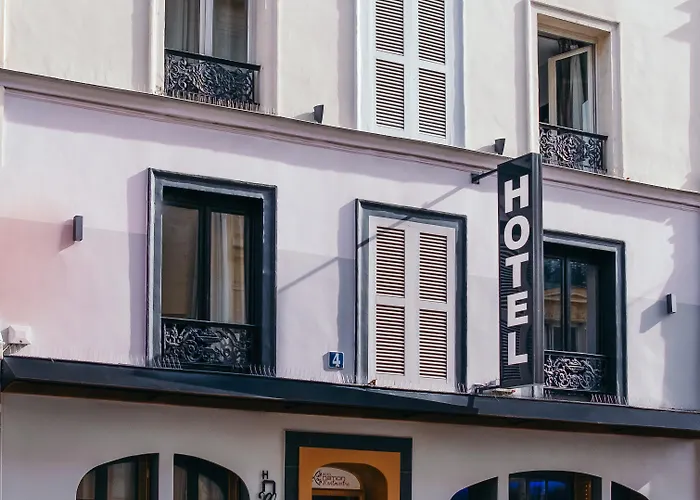Nation Montmartre Hotel Parigi