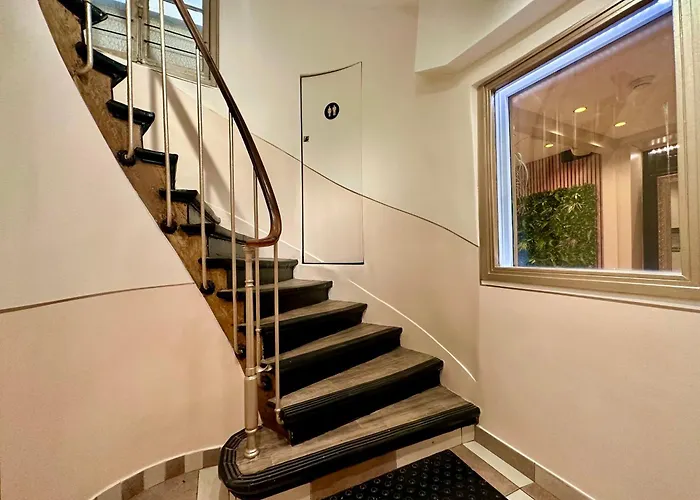 Nation Montmartre 3*