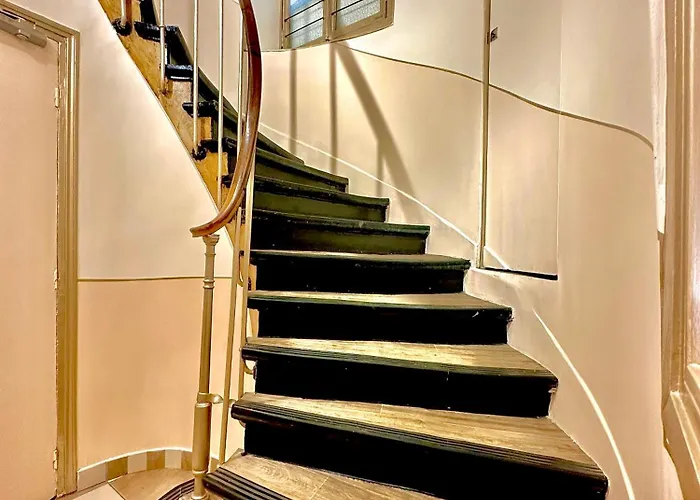 Hotel Nation Montmartre Parigi