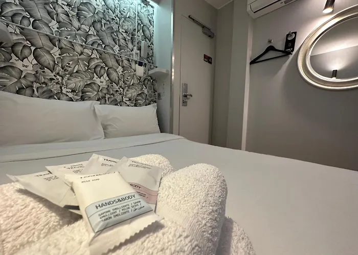 Hotel Nation Montmartre Parigi