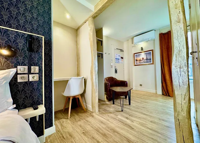 Nation Montmartre Hotel Parigi