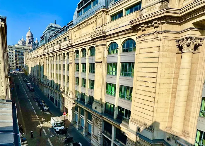 Nation Montmartre 3* Parigi