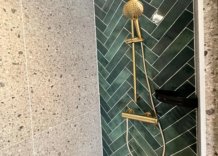 Nation Montmartre 3* Parigi