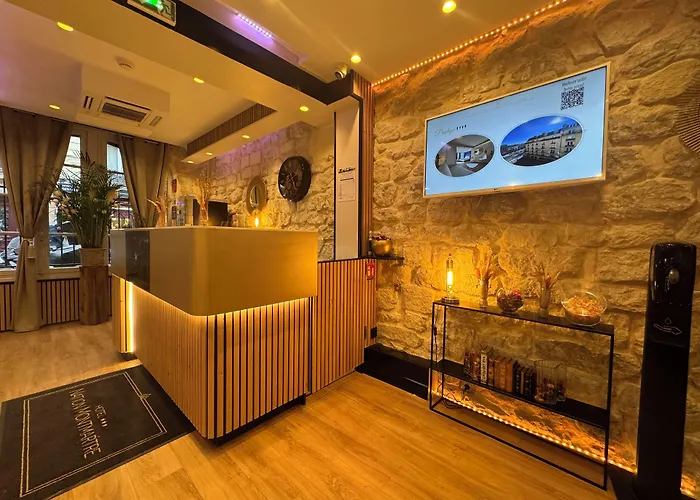 Nation Montmartre Hotel Parigi