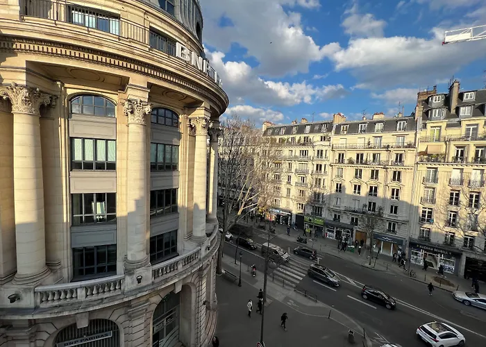 Hotel Nation Montmartre Parigi