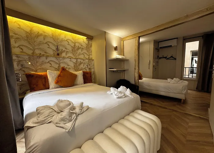 Hotel Nation Montmartre Parigi