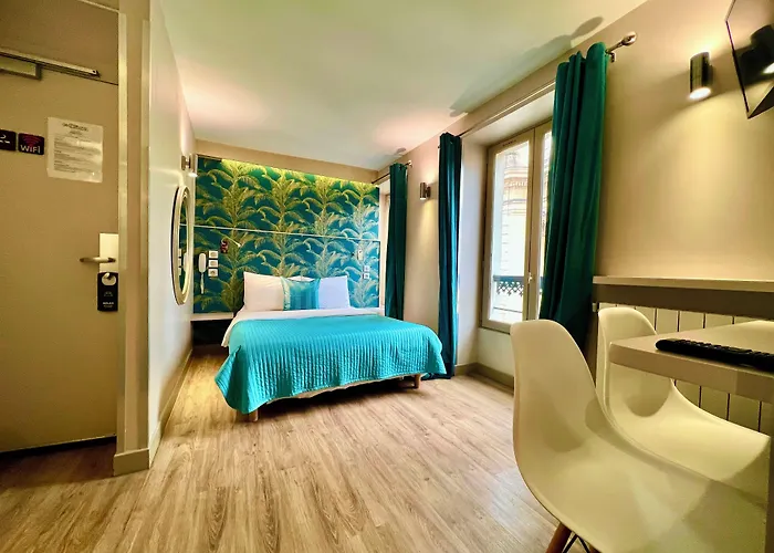 Szálloda Nation Montmartre 3*