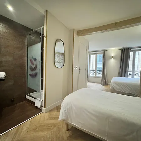 Otel Nation Montmartre Paris